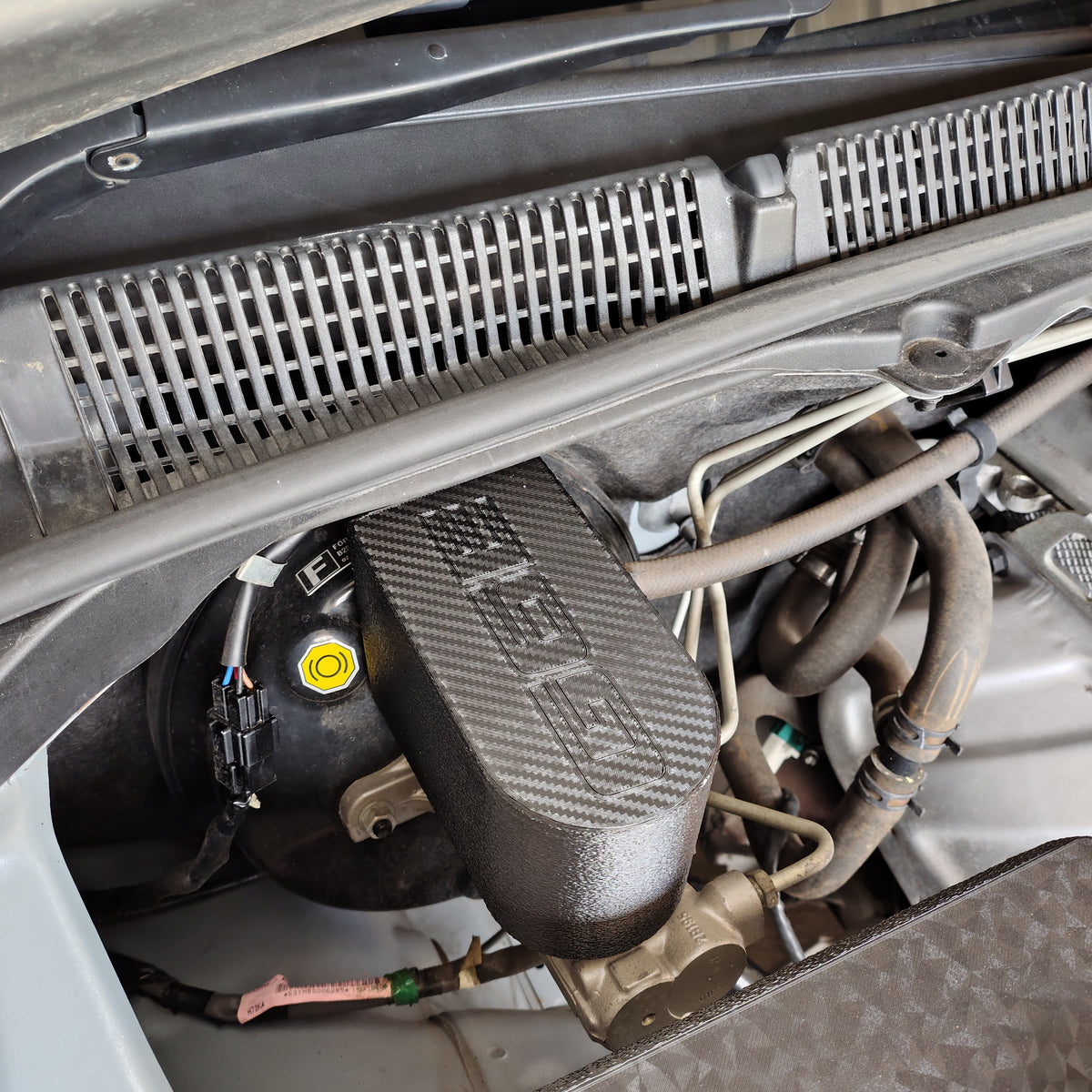 Ford Falcon G6E Brake Master Cover (G6E)- BA/BF/FG/FGX easy install easy removal