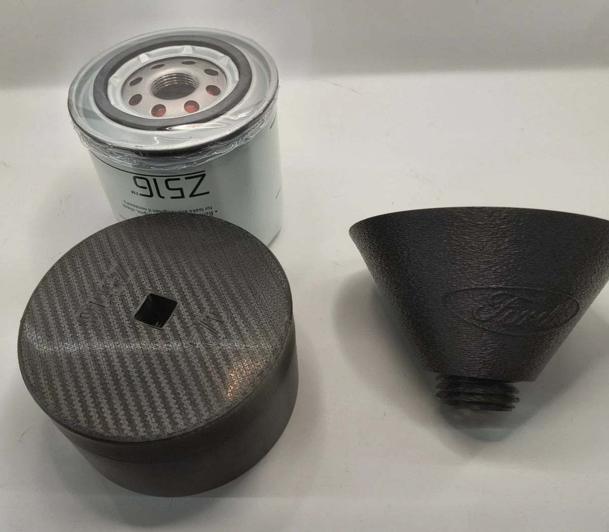 FORD FG FUNNEL AND OIL FILTER SPANNER / CUP Z516 BARRA TERITTORY